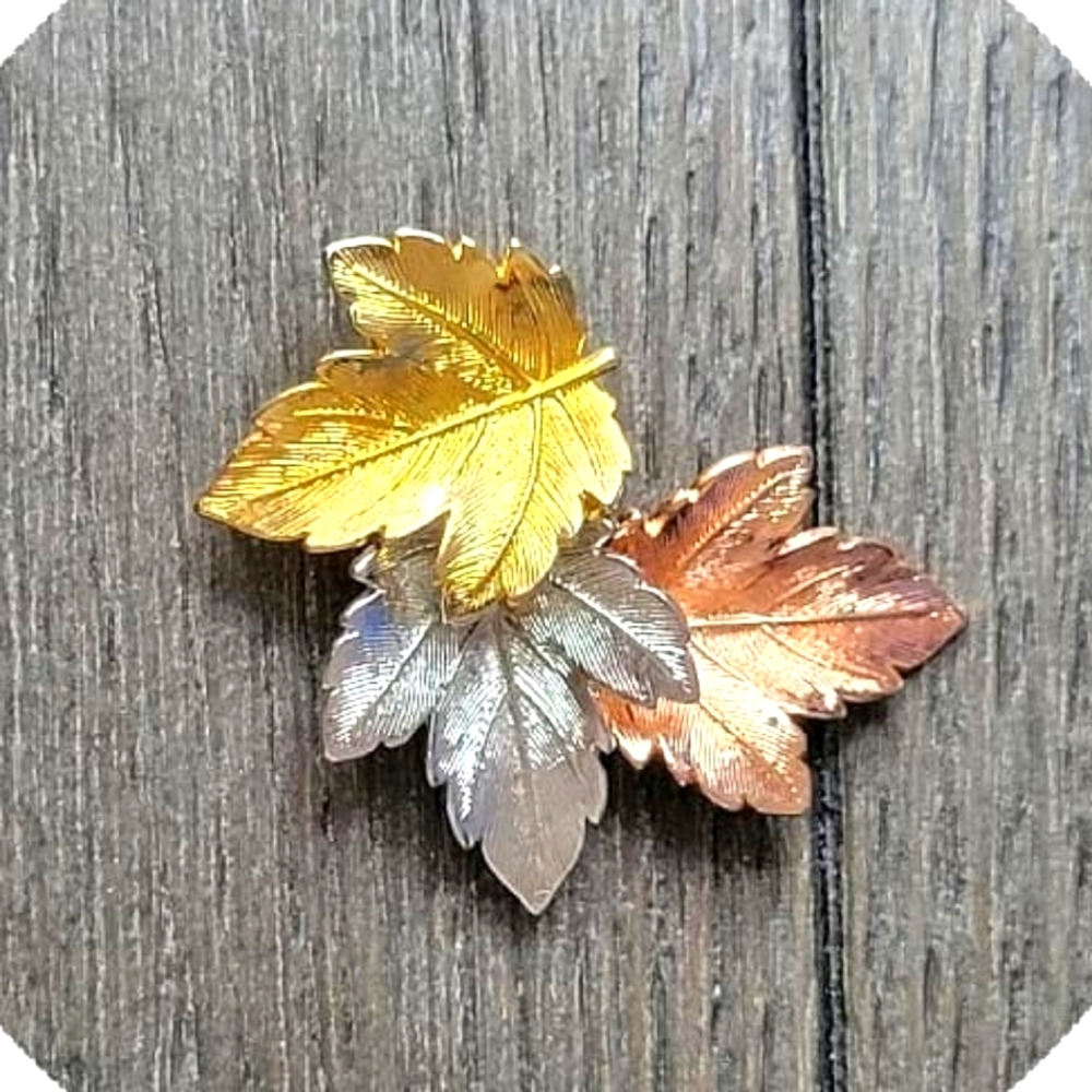 Leaf Brooch